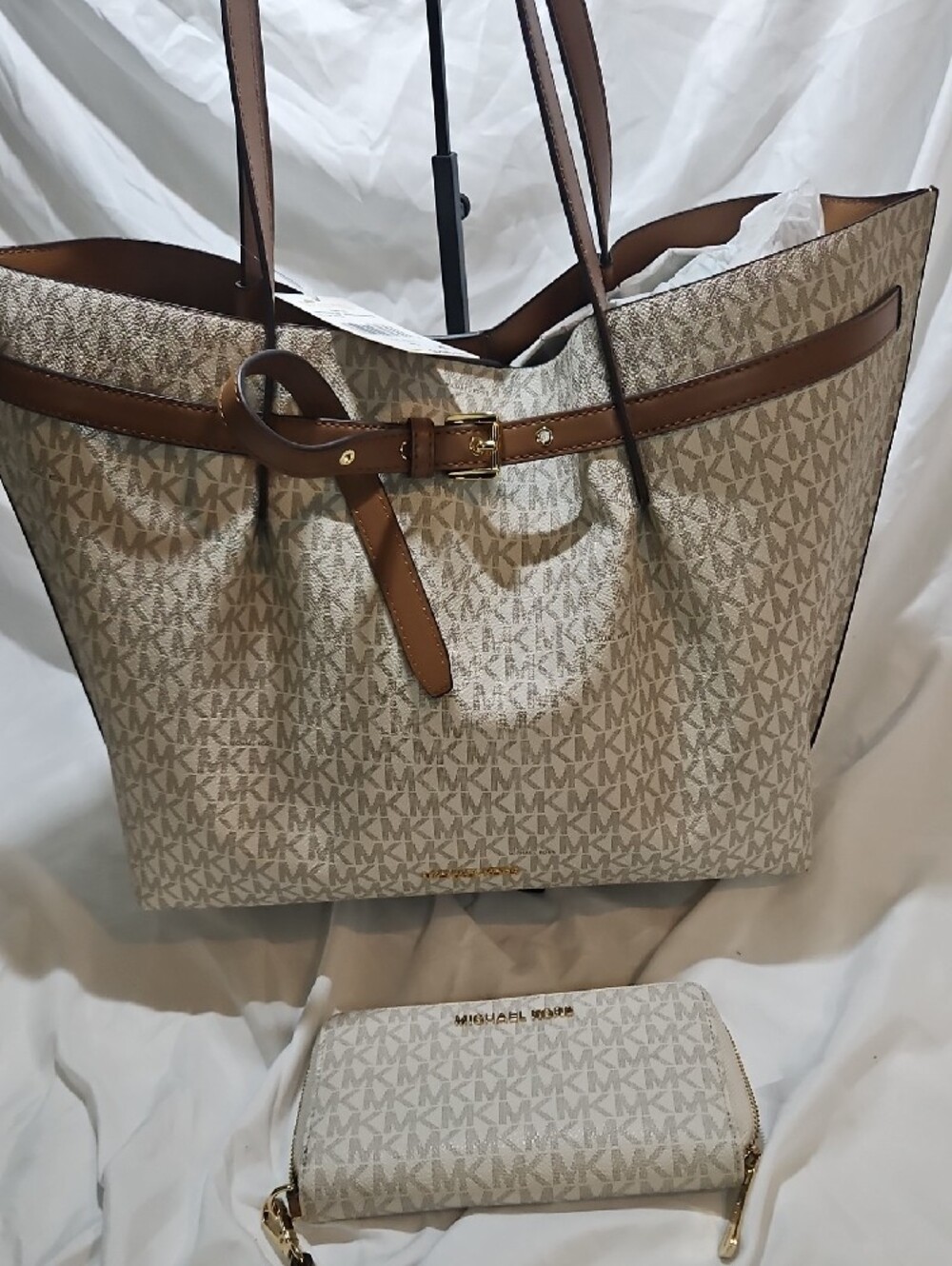 MICHAEL Michael Kors Beige MK Logo Tote with Matching Wallet